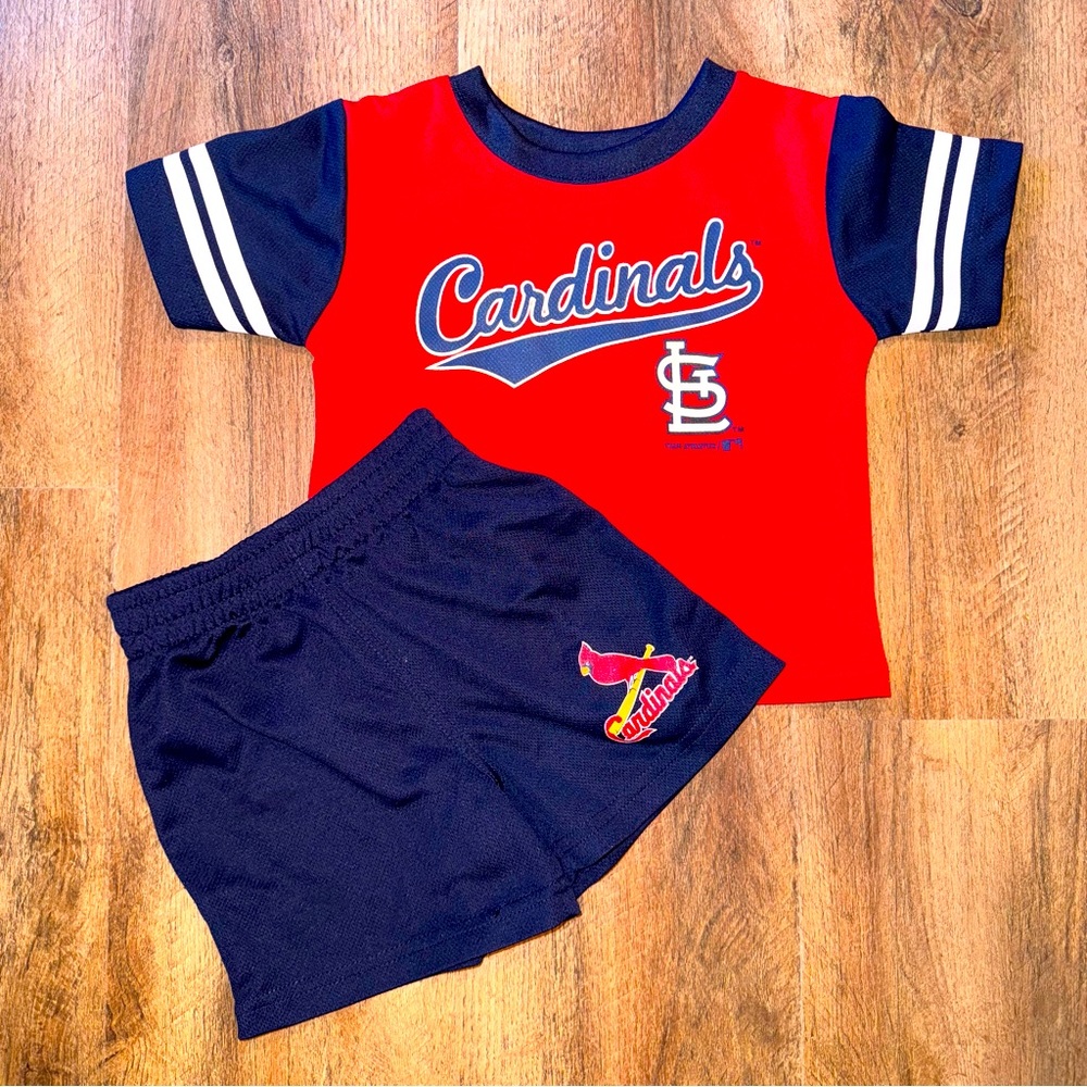 2T STL Cardinals Outfit